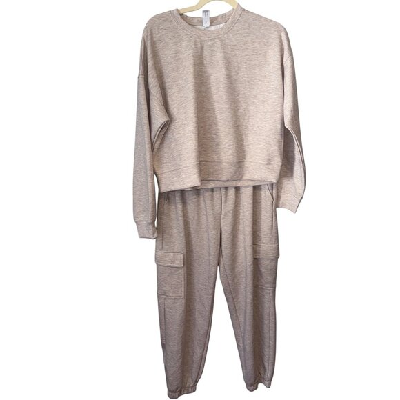 NWT Yogalicious Scuba Tranquility Pullover & Davenport Jogger Set M Beige - Picture 2 of 11